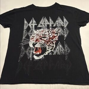 Def Leppard Black Graphic T-Shirt